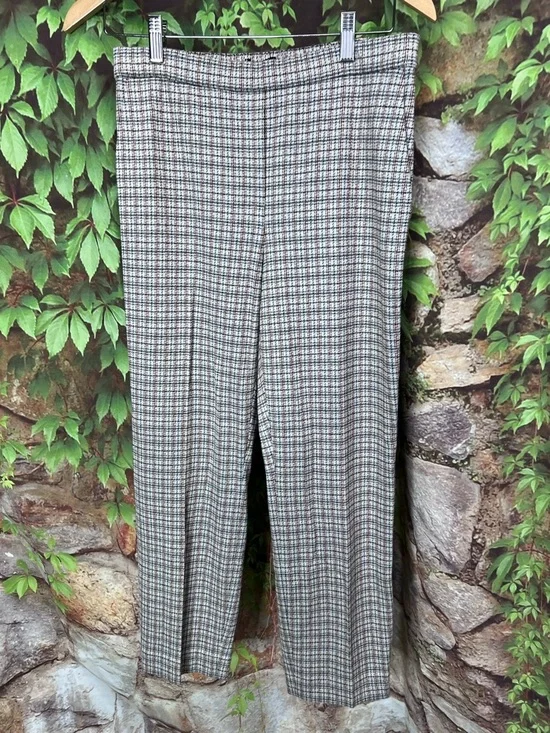 THEORY Plaid Pull-On Plaid Cropped Pants, 6 - Picture 7 of 12